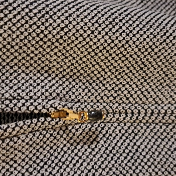 St. John Collection Sport Jersey Chain Belt Zip Jacket - Picture 8 of 10